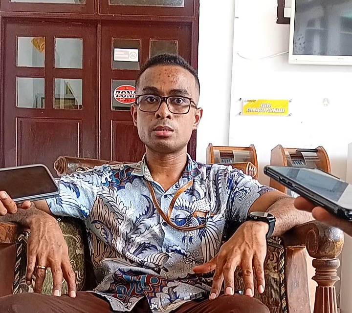 Foto: Kepala Seksi (Kasi) Intel Kejari Kepulauan Sula, Raimond Chrisna Noya